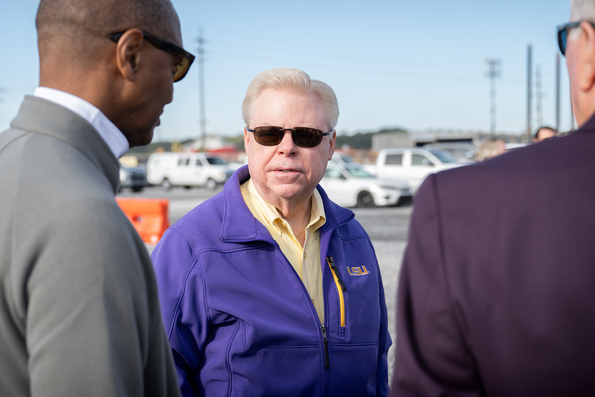 Art Favre, LSU alum and donor, speaks to President Tate